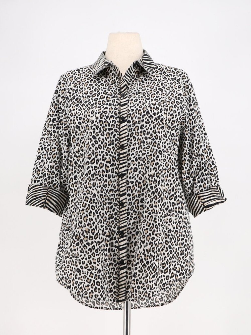 CHICO'S No Iron Animal Print 3/4 Sleeve Shirt Top Size 2/L